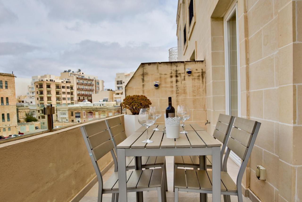 Bright And Central 2 Bedroom Apartment In Sliema Exterior foto